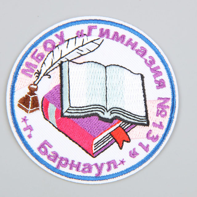 Round embroidery patch for school uniform QD-EP-0008